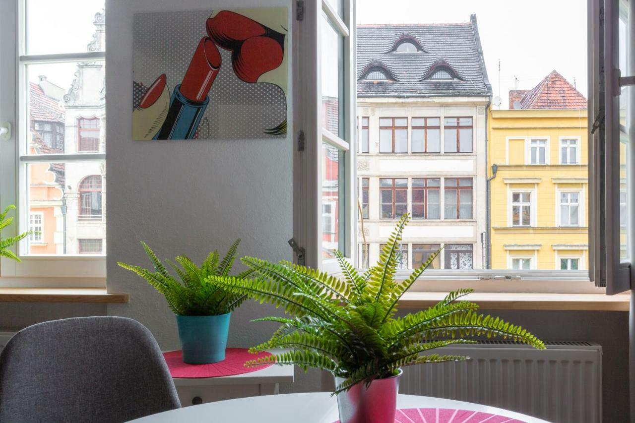 Lipstick House Rynek Lägenhet Wrocław Exteriör bild